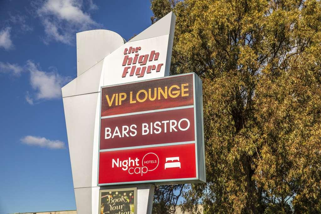 Nightcap At High Flyer Hotel Bankstown Exteriér fotografie