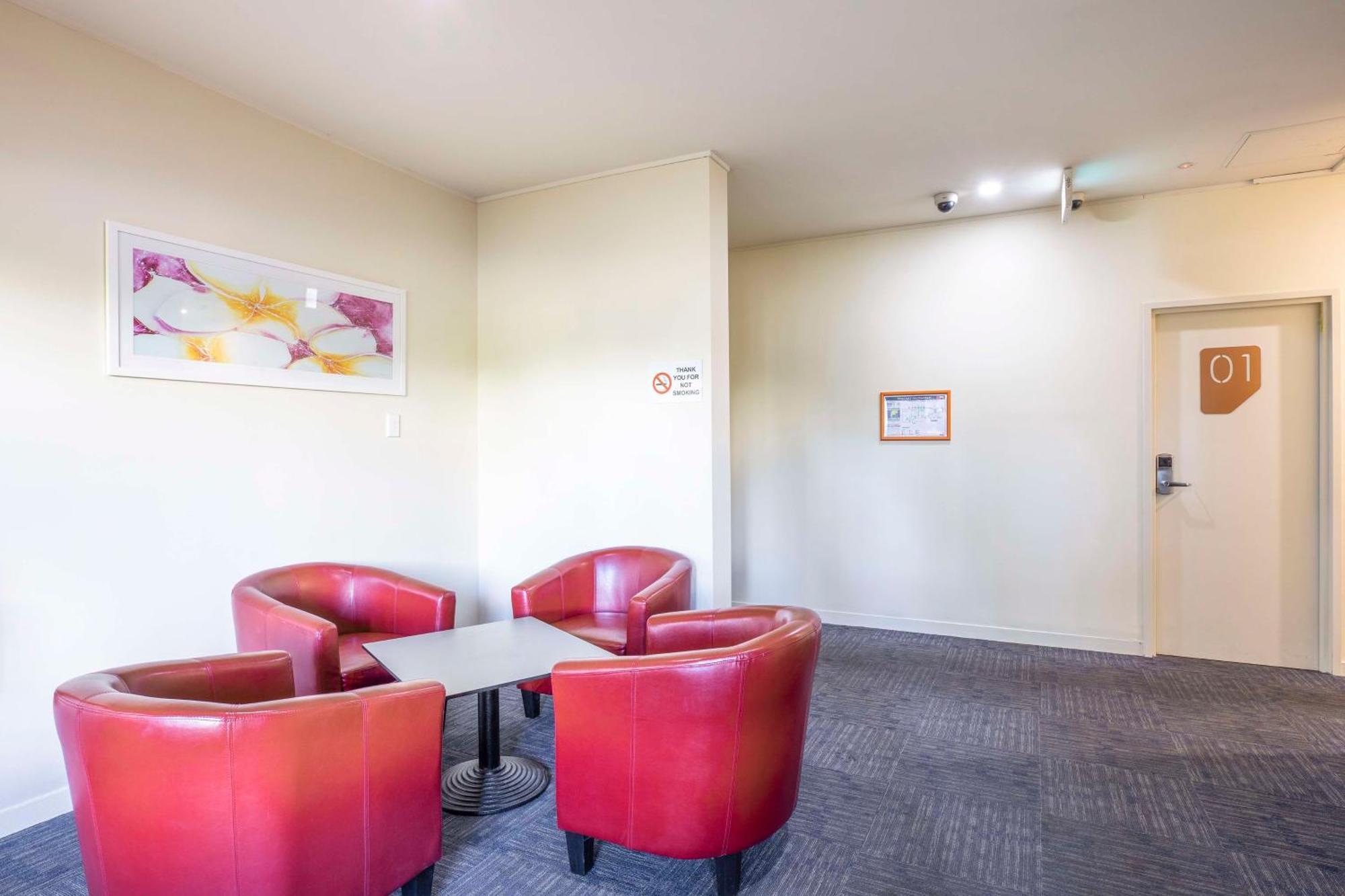 Nightcap At High Flyer Hotel Bankstown Exteriér fotografie