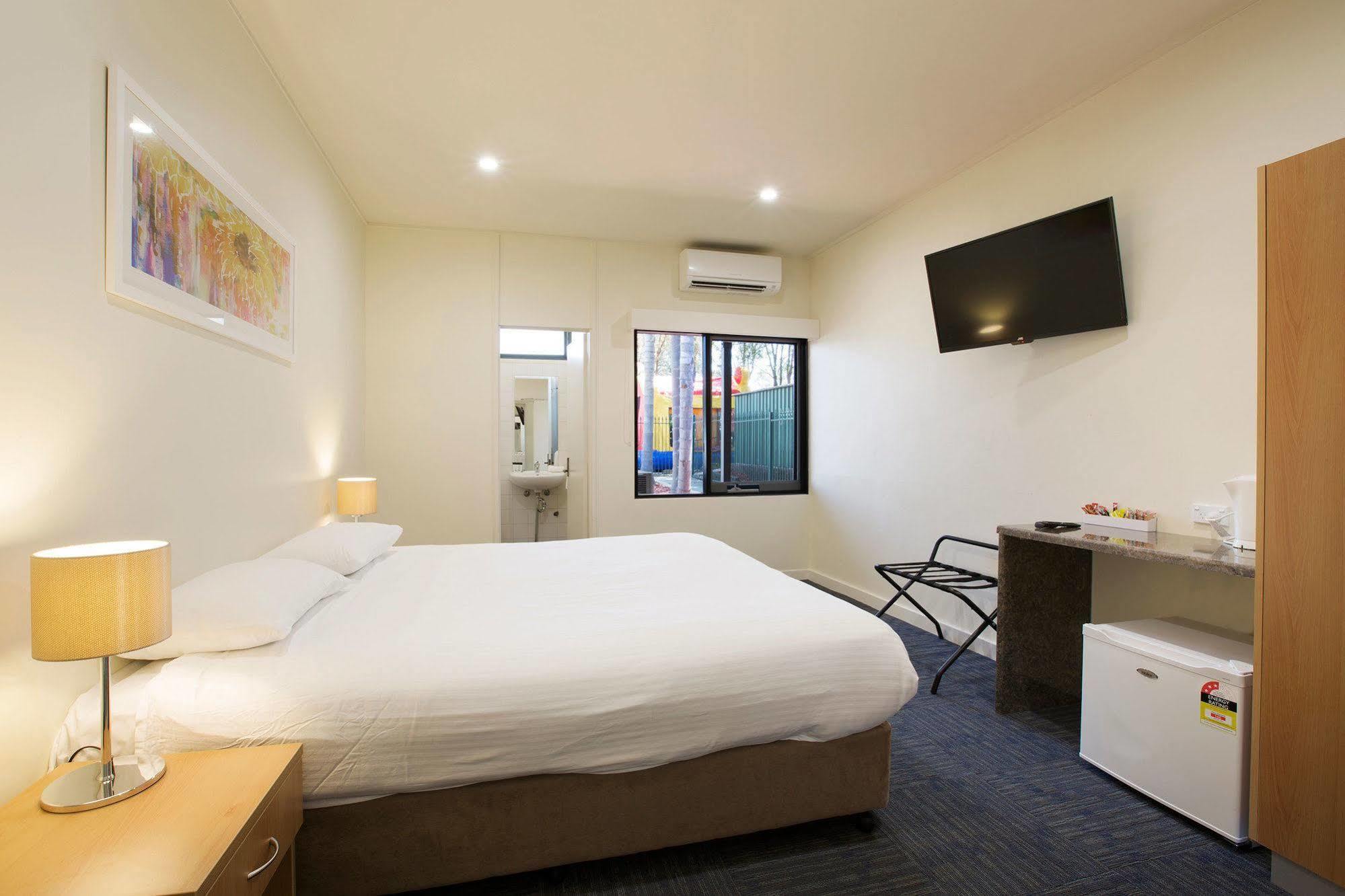 Nightcap At High Flyer Hotel Bankstown Exteriér fotografie